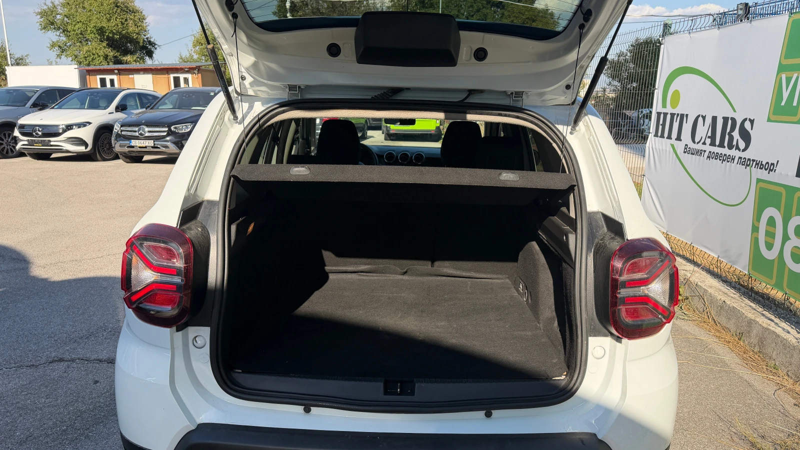 Dacia Duster 6 броя 1.5 dCi 4x4 от България с ДДС в Гаранция, снимка 9 - Автомобили и джипове - 56131846