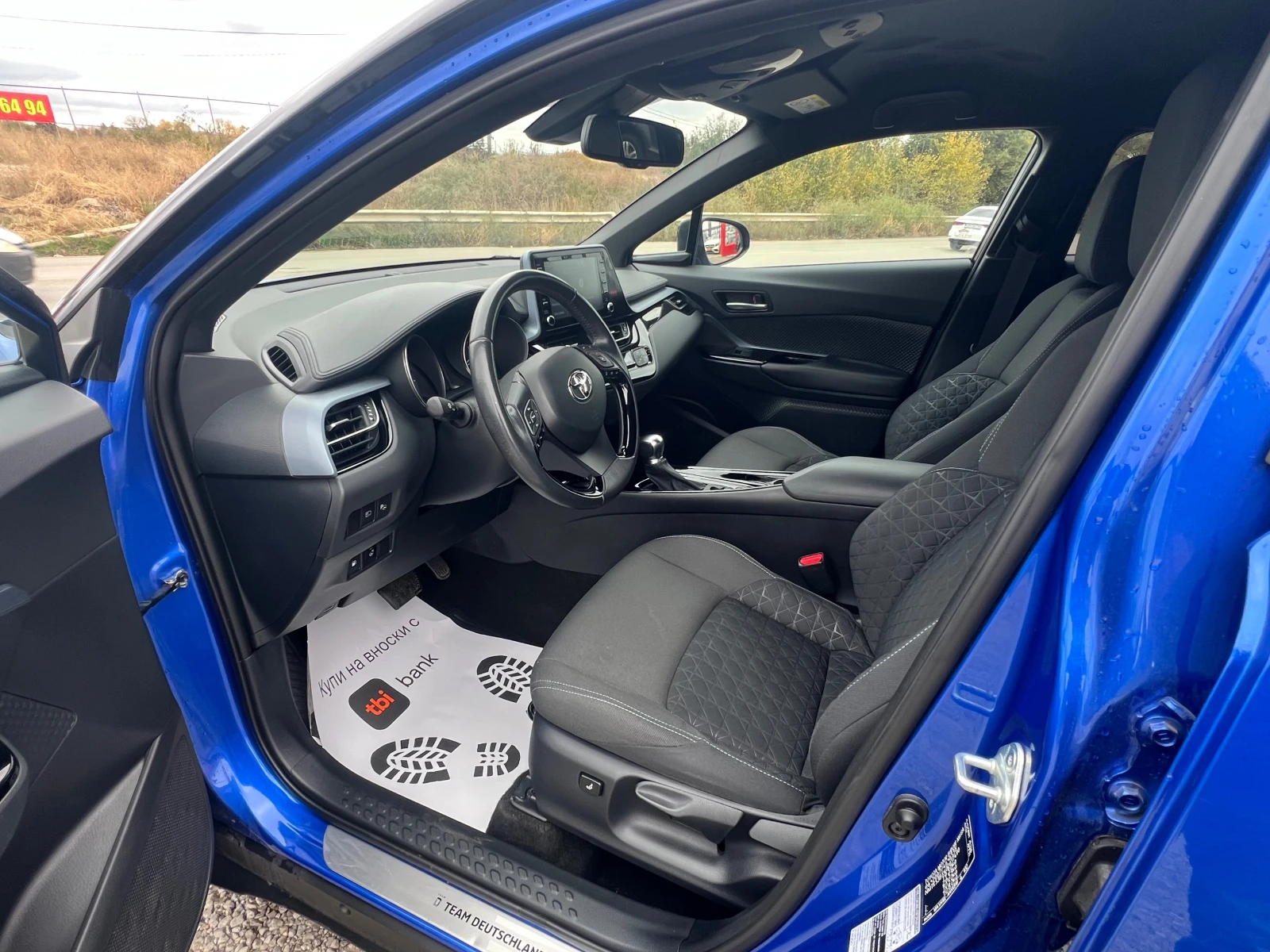 Toyota C-HR, снимка 13 - Автомобили и джипове - 56719602