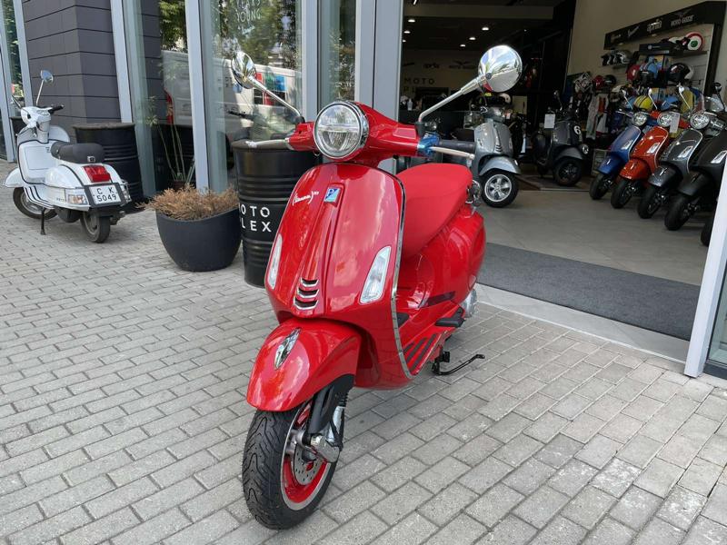 Vespa Primavera 50 RED, снимка 1 - Мотоциклети и мототехника - 37718594