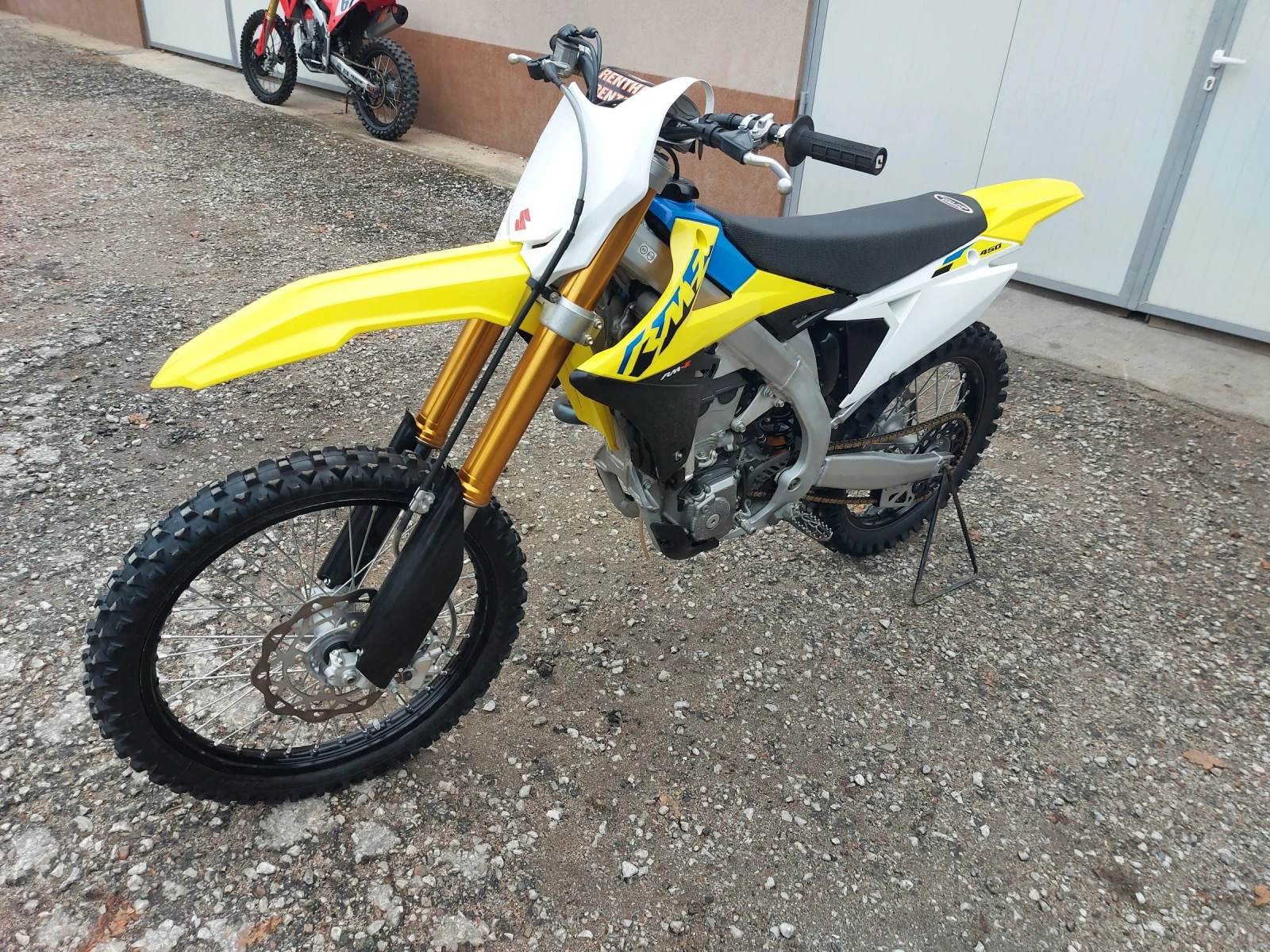 Suzuki Rmz  - изображение 3