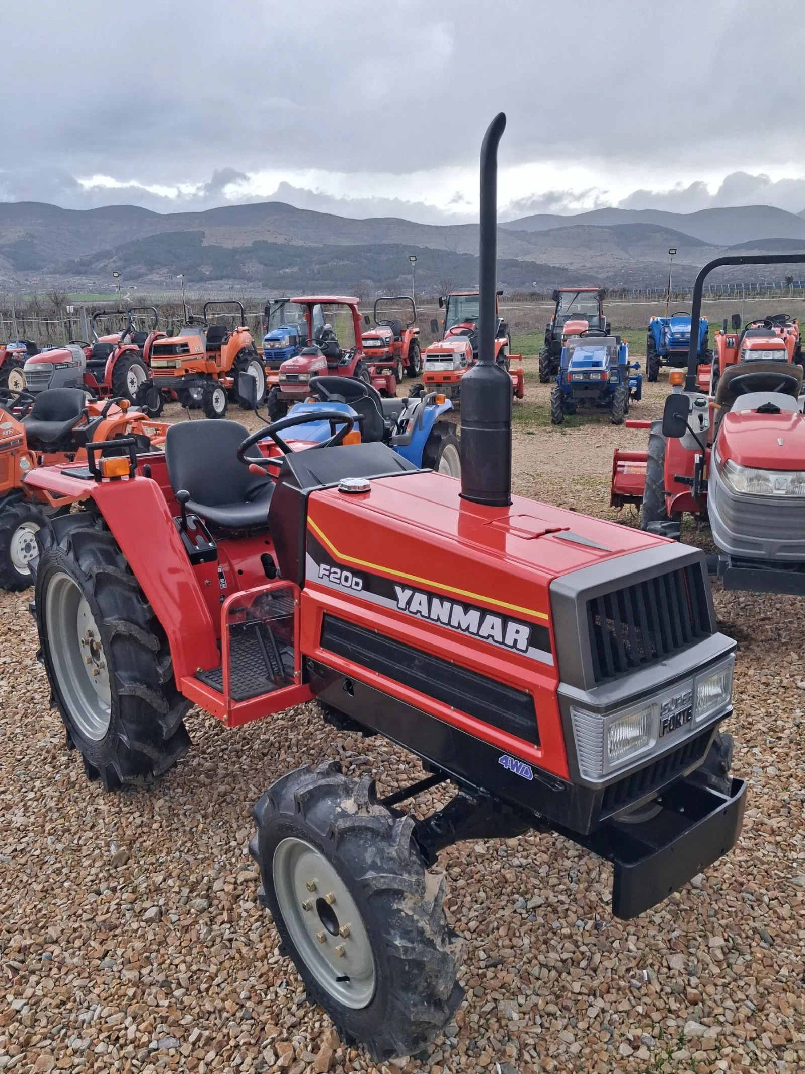 Трактор Kubota Скайтрак  - изображение 3