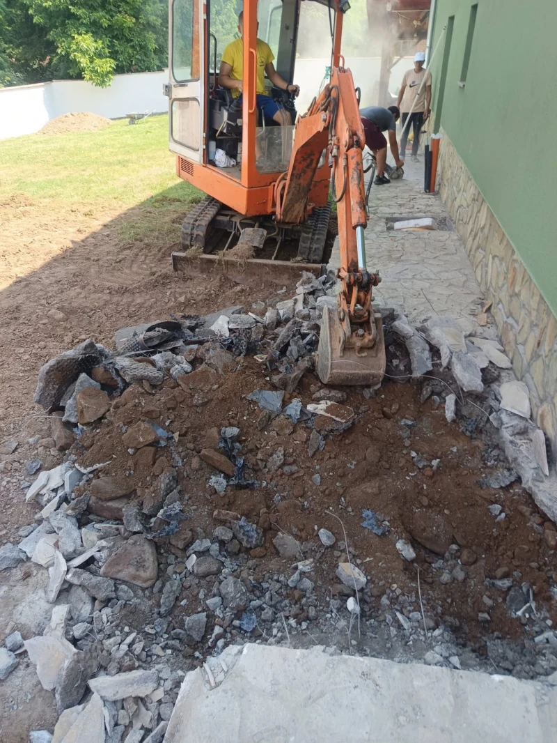 Багер Schaeff HR 12, снимка 4 - Индустриална техника - 51895337