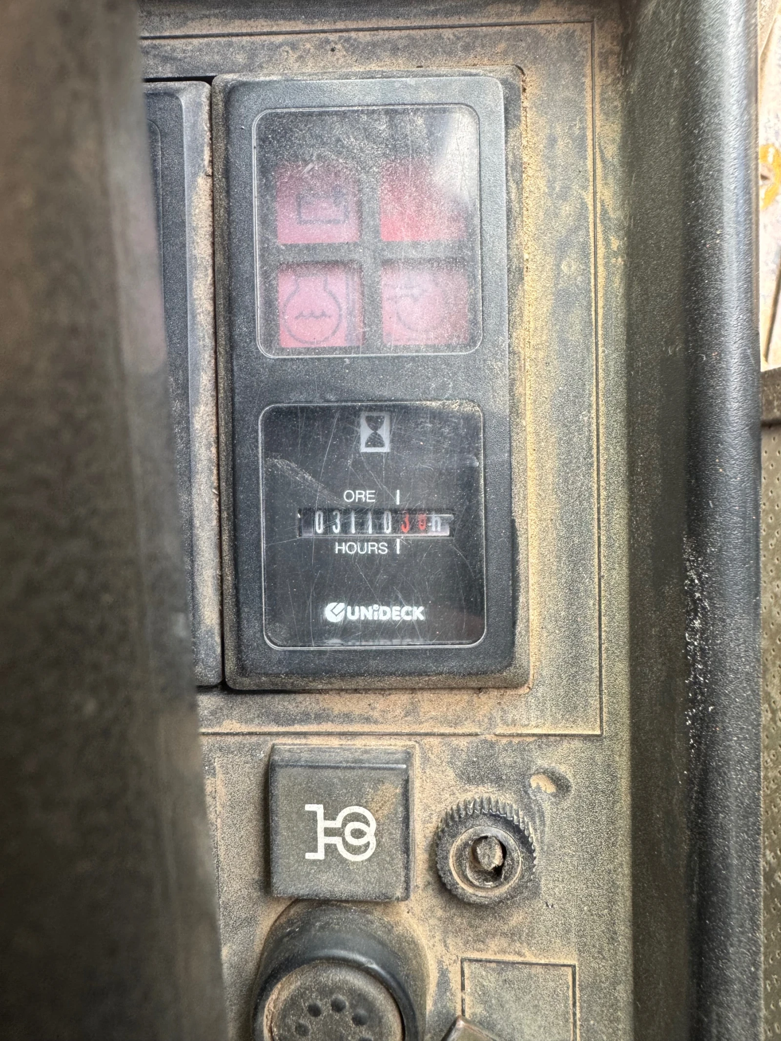  Schaeff HR 12 | Mobile.bg   12