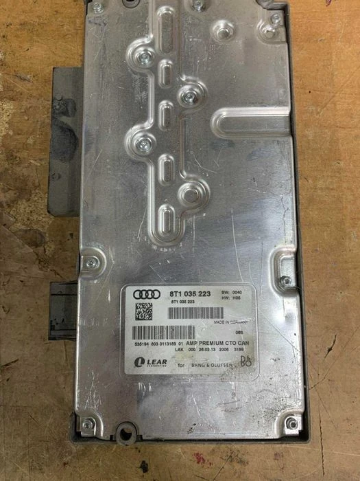 Усилвател AUDI A4 A5 Q5 2G Bang Olufsen 8T1035223