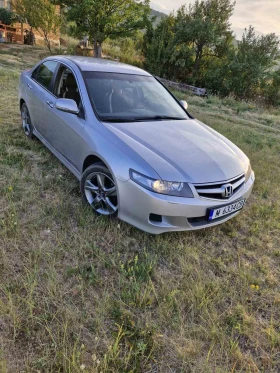 Honda Accord 2.0v-tec 155kc, снимка 1