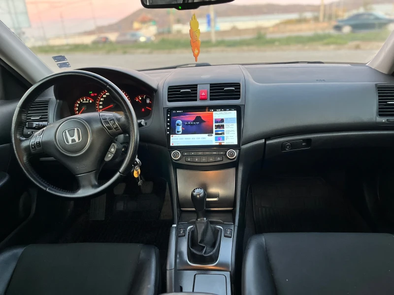 Honda Accord 2.0v-tec 155kc, снимка 7 - Автомобили и джипове - 47751956