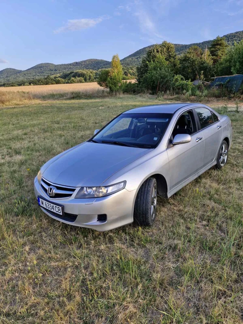 Honda Accord 2.0v-tec 155kc, снимка 2 - Автомобили и джипове - 47057452