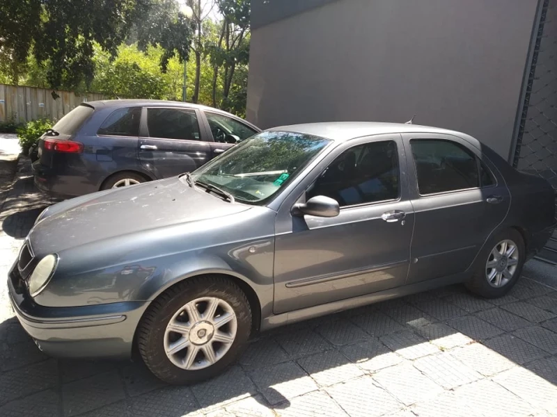 Lancia Lybra, снимка 17 - Автомобили и джипове - 47868650