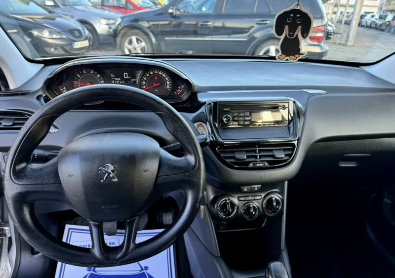 Peugeot 208 1.0i / Euro 5B, снимка 6 - Автомобили и джипове - 48056147