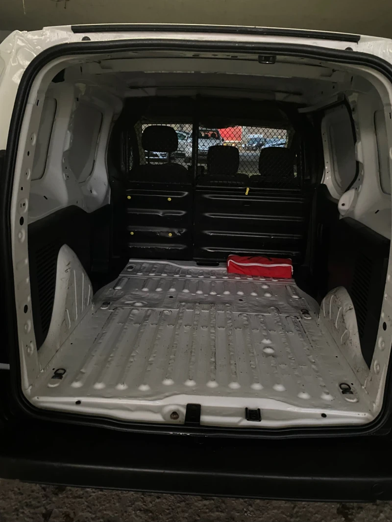 Citroen Berlingo 1.6 HDI-99кн, снимка 7 - Автомобили и джипове - 49524425