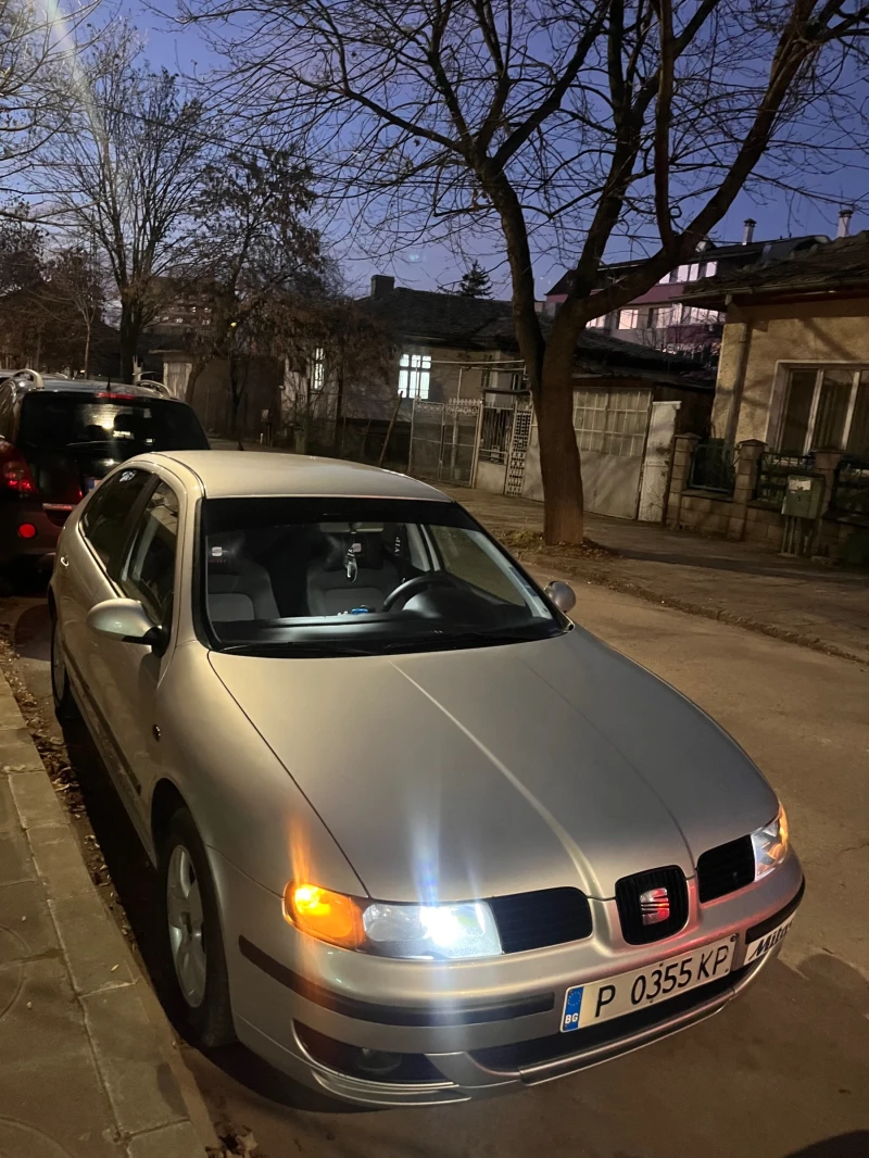 Seat Leon 1.6 16v, снимка 1 - Автомобили и джипове - 48381663