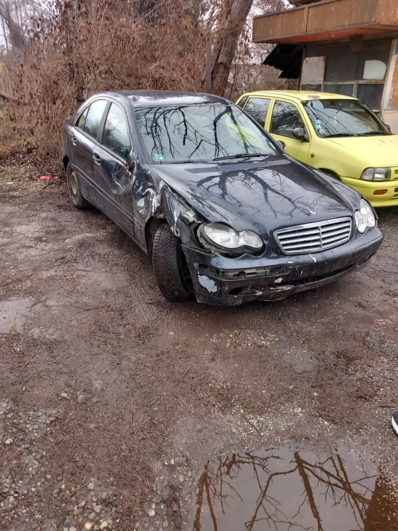 Mercedes-Benz C 220 2.2 CDI, снимка 1 - Автомобили и джипове - 48433069