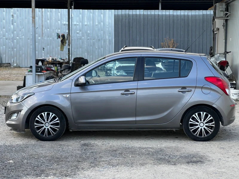 Hyundai I20 1.2i-86к.с. 16v ГАЗ-FACELIFT, снимка 8 - Автомобили и джипове - 51082256