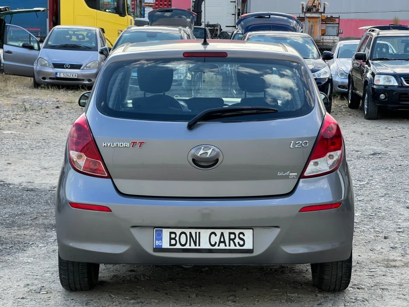 Hyundai I20 1.2i-86к.с. 16v ГАЗ-FACELIFT, снимка 6 - Автомобили и джипове - 51082256