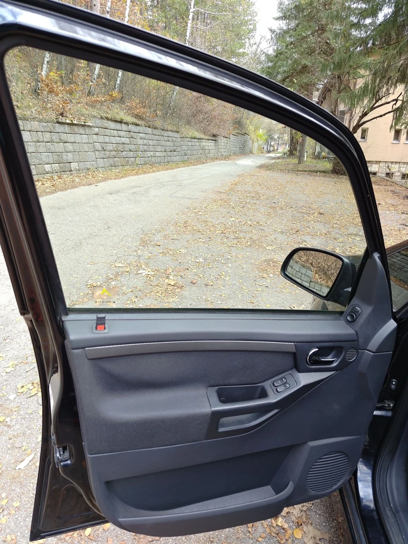 Opel Meriva 1.8 OPC Line, снимка 10 - Автомобили и джипове - 52339933