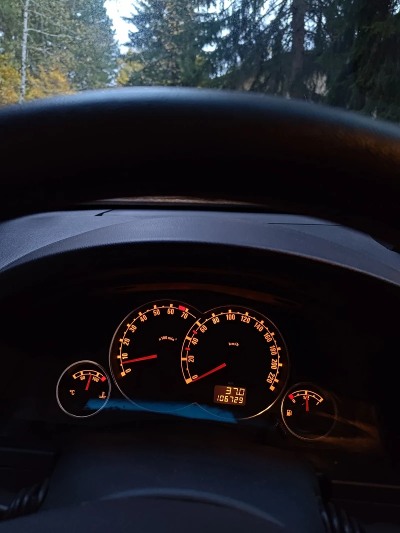 Opel Meriva 1.8 OPC Line, снимка 14 - Автомобили и джипове - 52339933