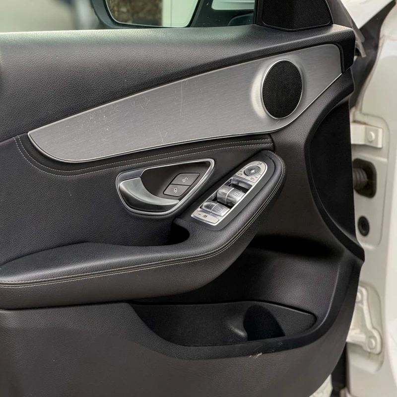 Mercedes-Benz C 250 AMG, снимка 15 - Автомобили и джипове - 52828724