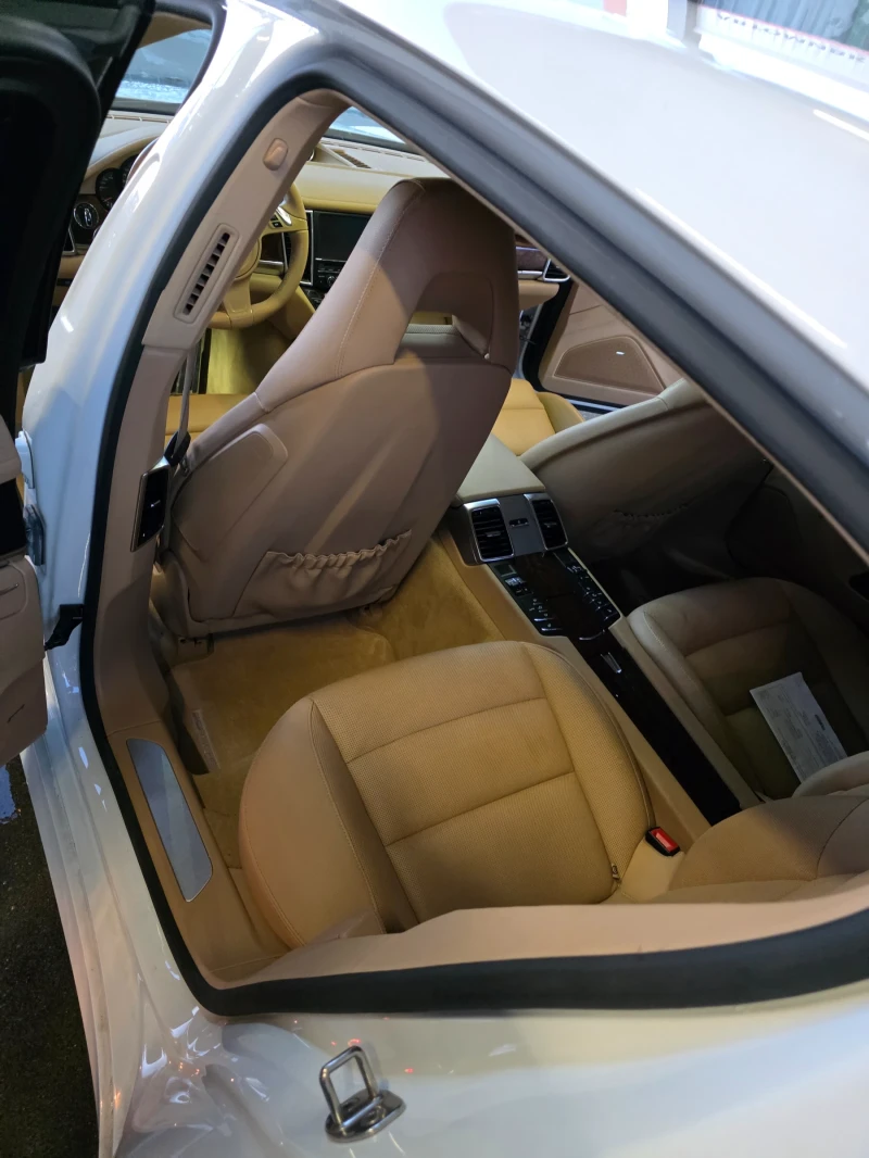 Porsche Panamera, снимка 8 - Автомобили и джипове - 53038576