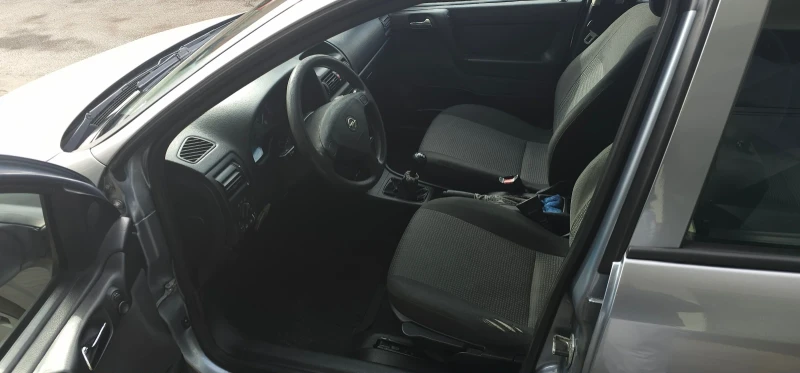 Opel Astra, снимка 4 - Автомобили и джипове - 53306528