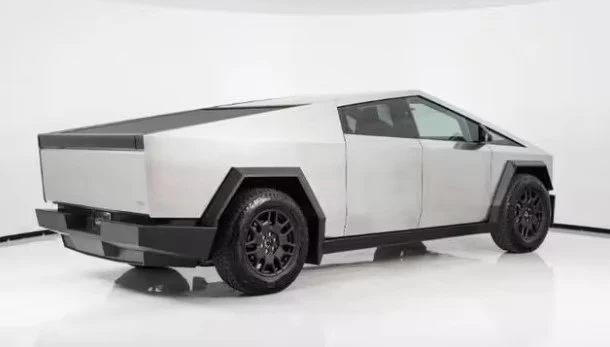 Tesla Cybertruck CYBERBEAST FOUNDATION - изображение 3