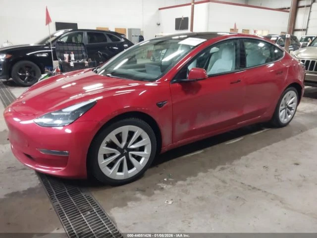 Tesla Model 3 LONG RANGE DUAL MOTOR AWD* LANE ASSIST* BLIND SPOT, снимка 3 - Автомобили и джипове - 53245429