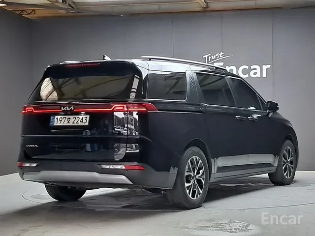 Kia Carnival 9-seater prestige, снимка 2 - Автомобили и джипове - 55563938