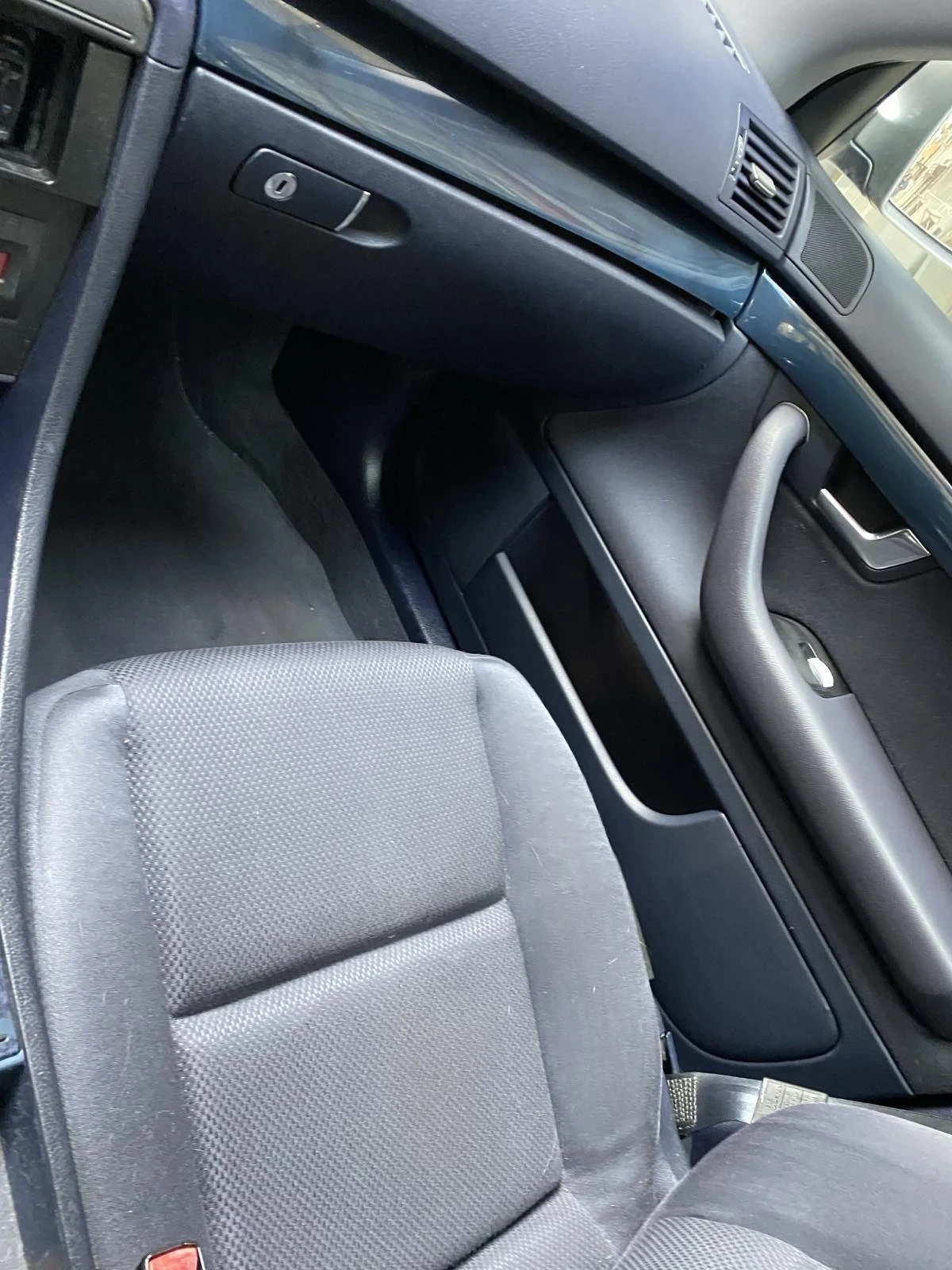 Audi A4 2.5 - изображение 6