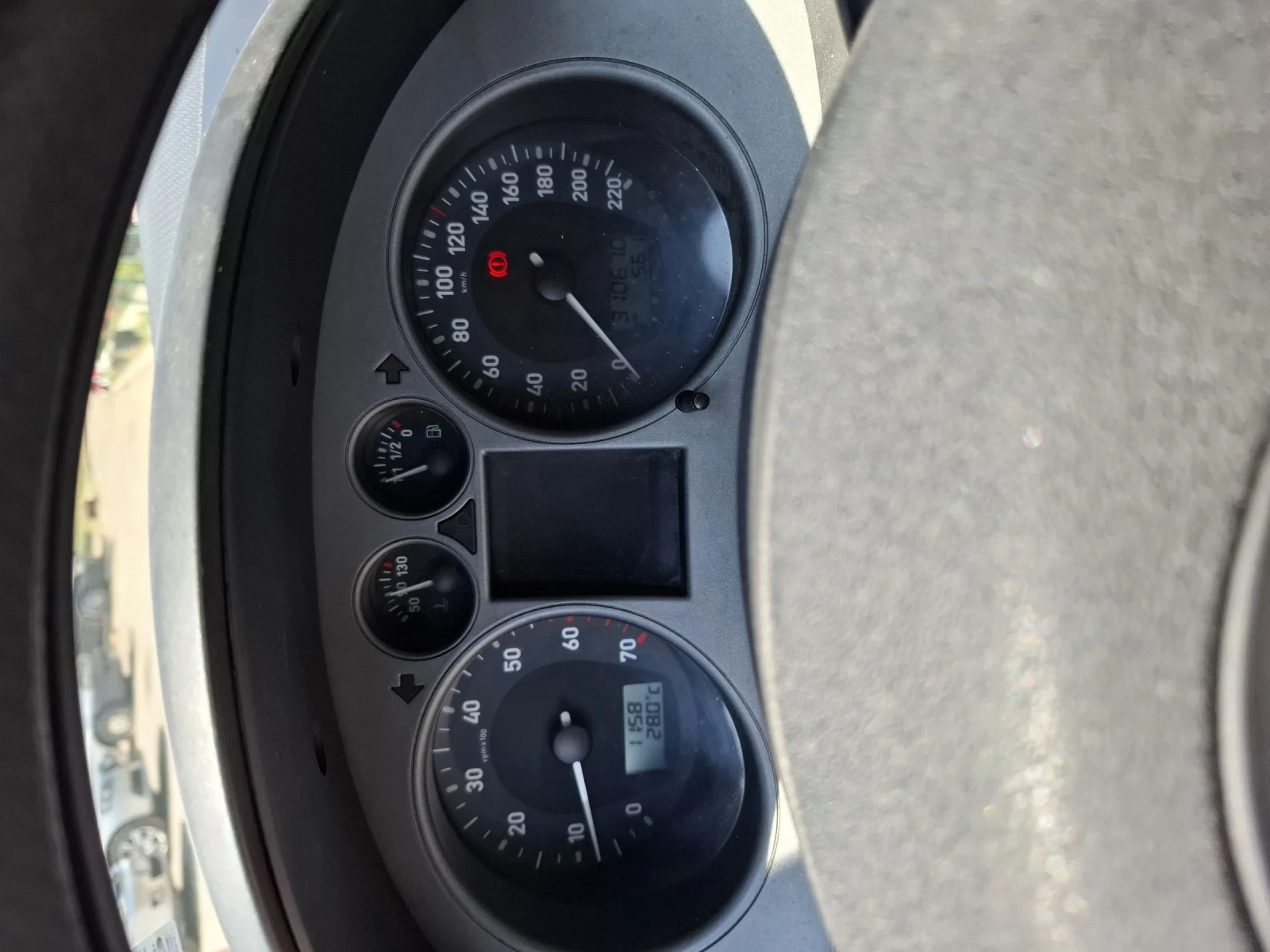 Seat Ibiza 1.4 газови инжекцион 4 врати Евро 4 - изображение 8