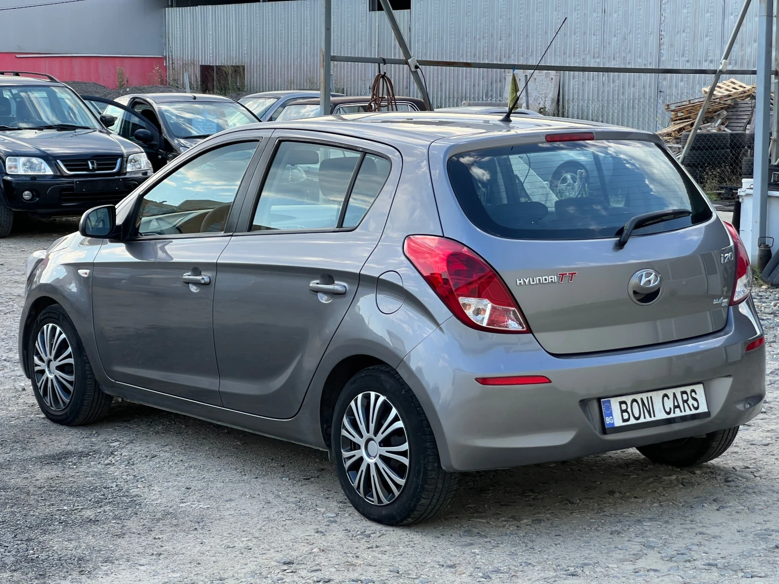 Hyundai I20 1.2i-86к.с. 16v ГАЗ-FACELIFT - изображение 7