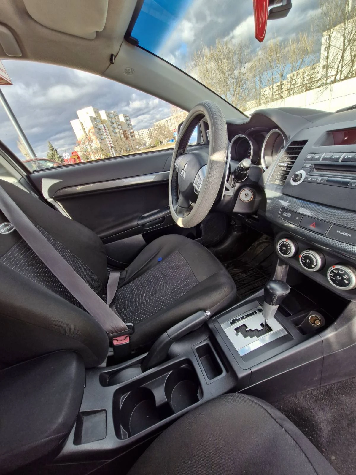 Mitsubishi Lancer АВТОМАТИК ГАЗ - изображение 9