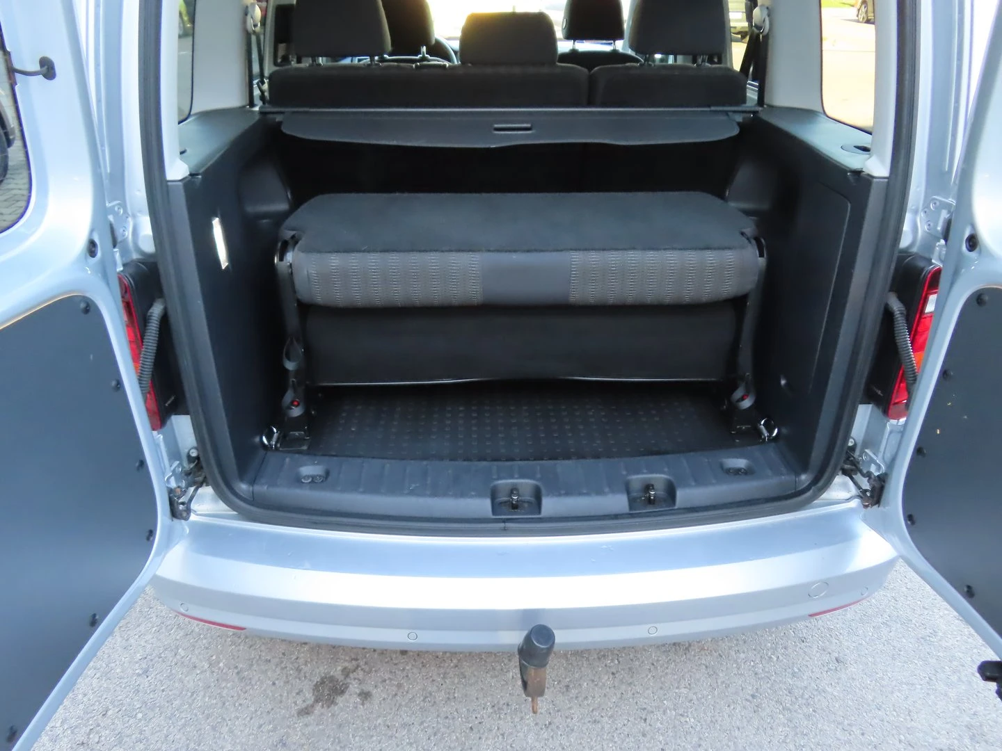 VW Caddy Comfortline TSI BMT 7 ����� | Mobile.bg � ����������� 12