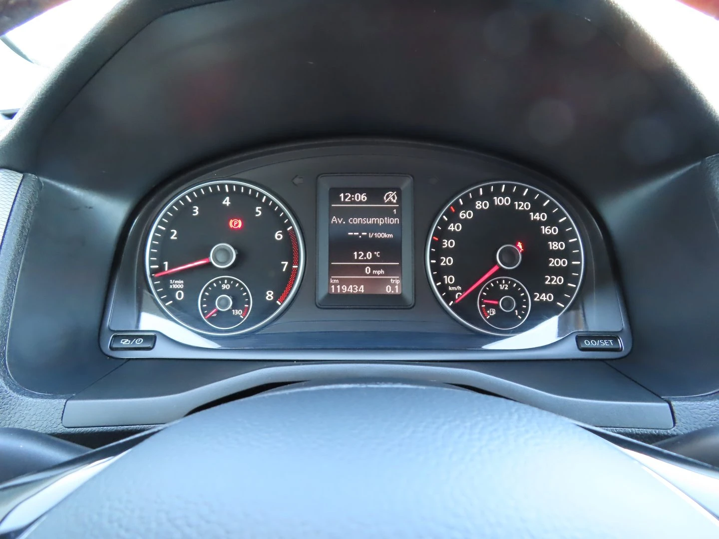 VW Caddy Comfortline TSI BMT 7 места - изображение 9