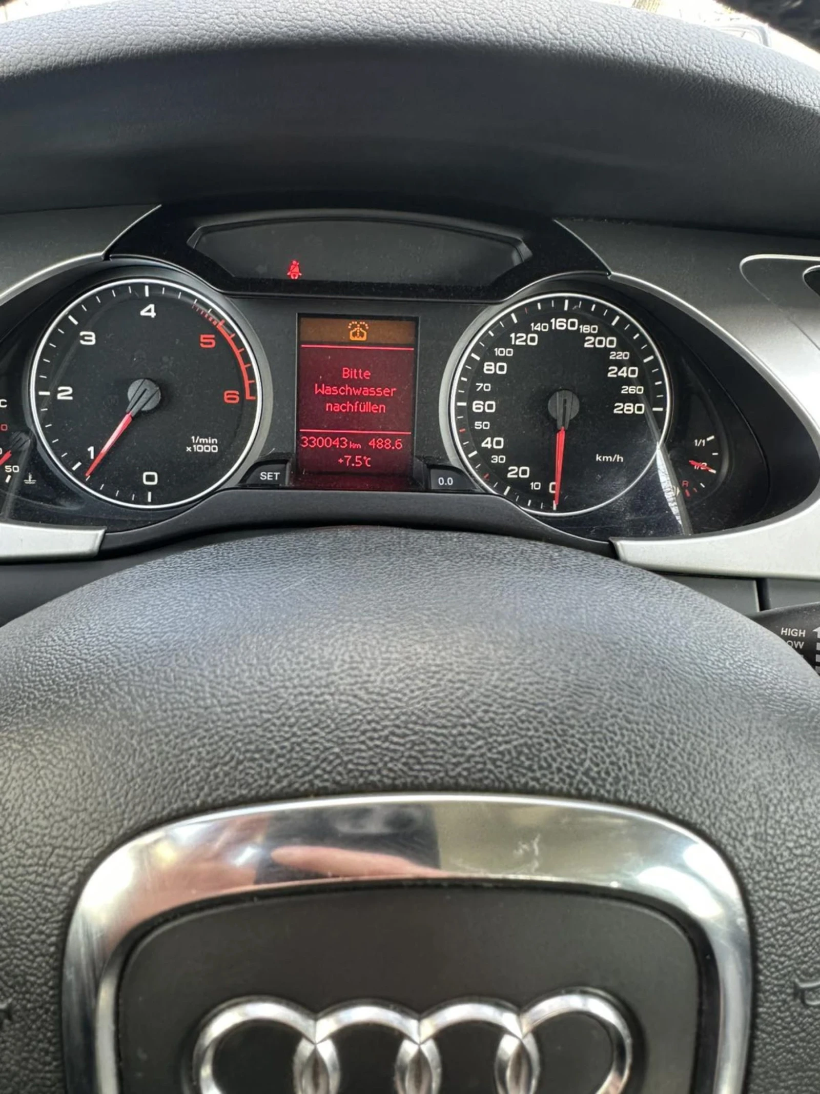 Audi A4, снимка 15 - Автомобили и джипове - 53770517