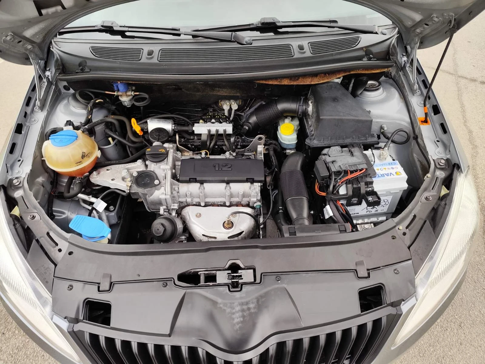 Skoda Roomster 1.2i газ ЕВРО 5В, снимка 8 - Автомобили и джипове - 53818092