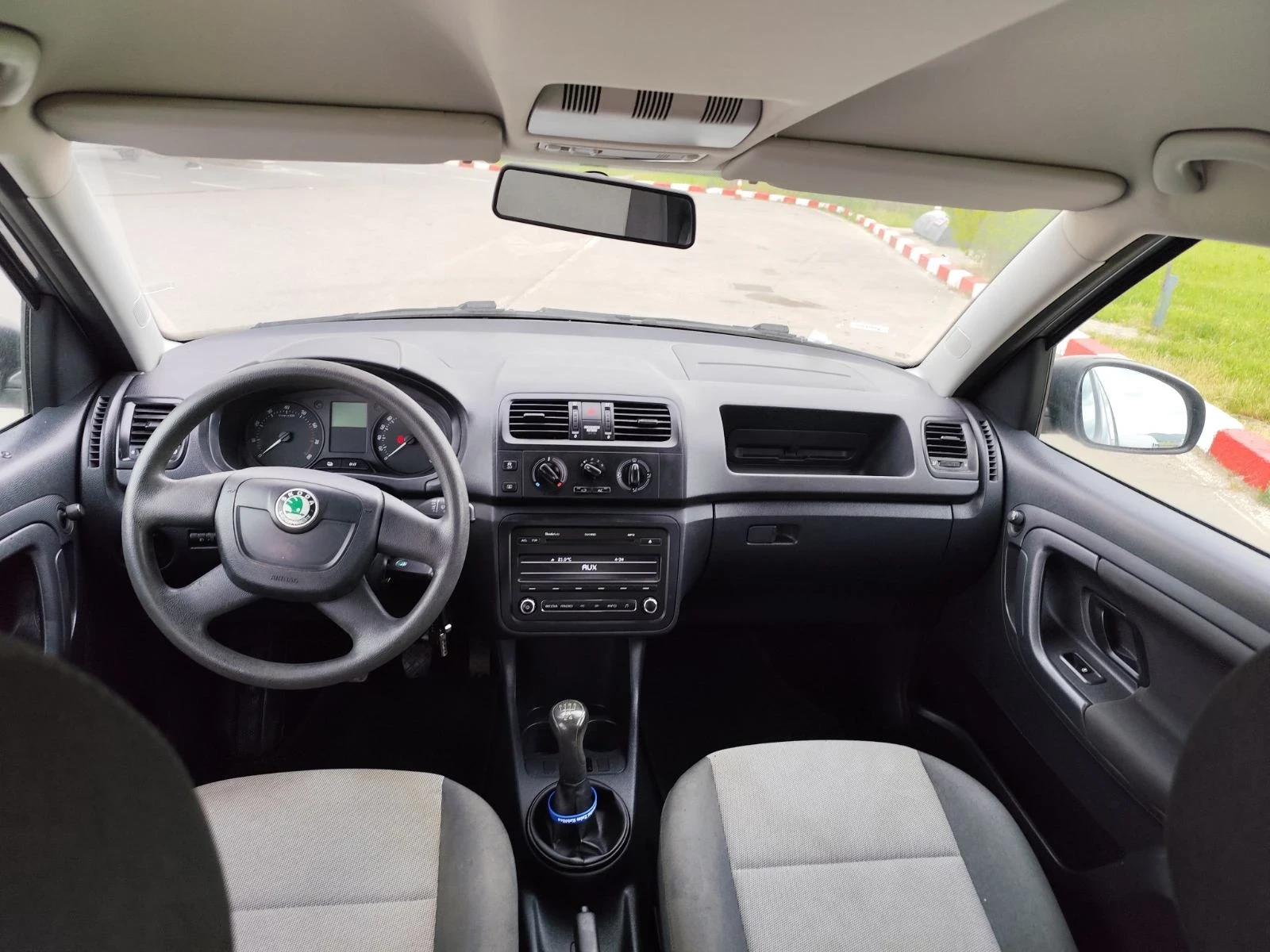 Skoda Roomster 1.2i газ ЕВРО 5В, снимка 9 - Автомобили и джипове - 53818092