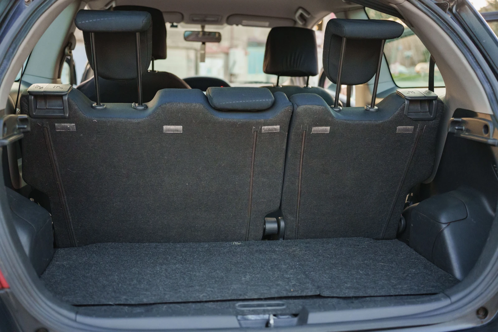 Toyota Yaris, снимка 12 - Автомобили и джипове - 53827954