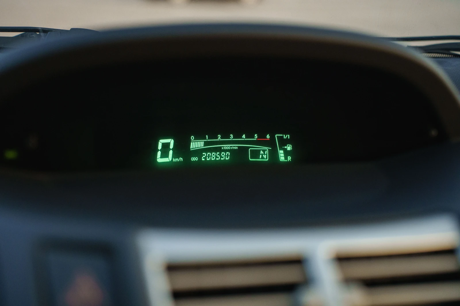 Toyota Yaris, снимка 13 - Автомобили и джипове - 53827954