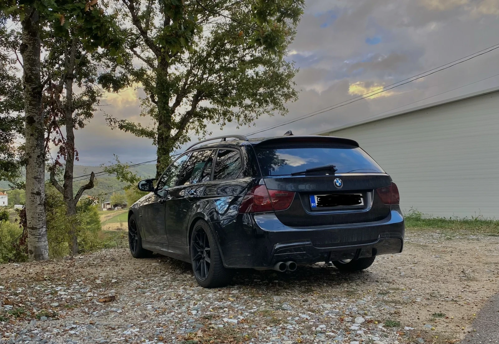 BMW 330 Xd LCI, снимка 4 - Автомобили и джипове - 53911964