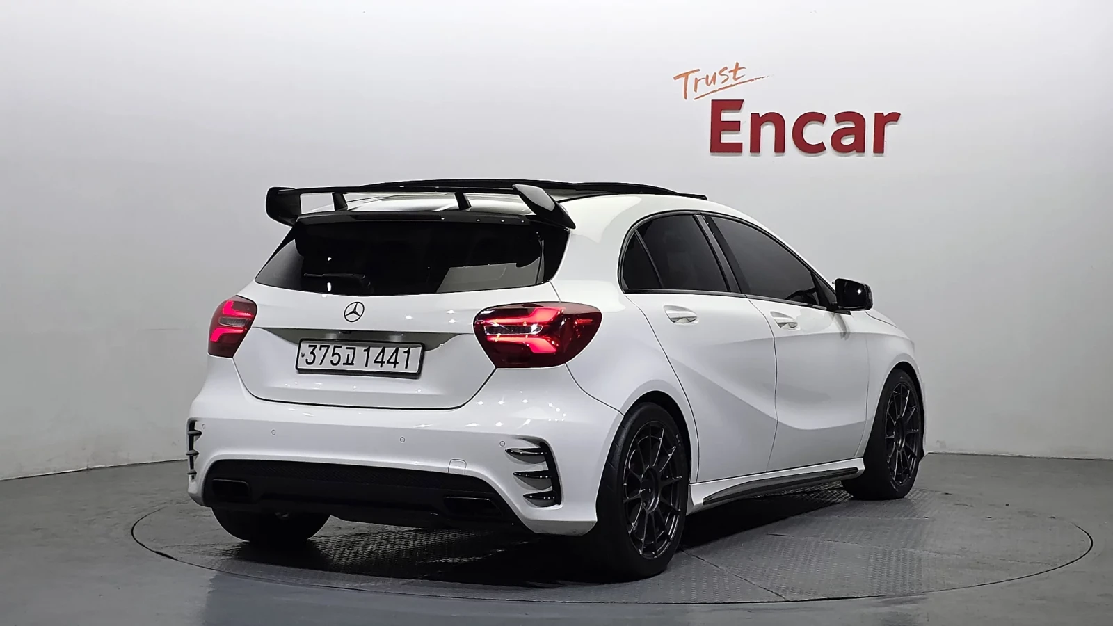 Mercedes-Benz A45 AMG AMG PER* CARBON* AMBIENT* F1 ����* ������ ����* En | Mobile.bg � ����������� 3