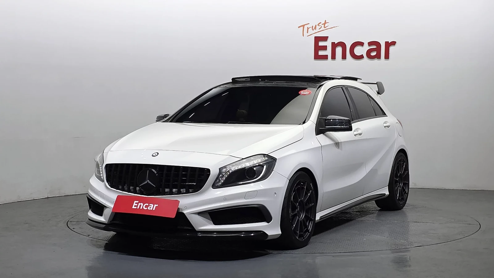 Mercedes-Benz A45 AMG AMG PER* CARBON* AMBIENT* F1 ����* ������ ����* En | Mobile.bg � ����������� 1
