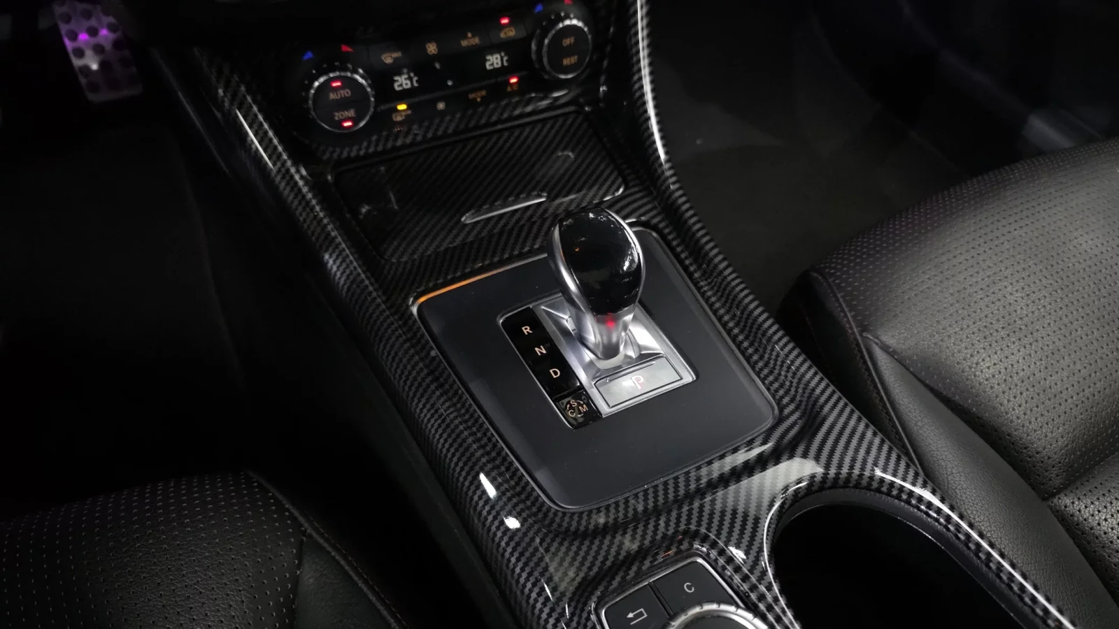 Mercedes-Benz A45 AMG AMG PER* CARBON* AMBIENT* F1 ����* ������ ����* En | Mobile.bg � ����������� 11