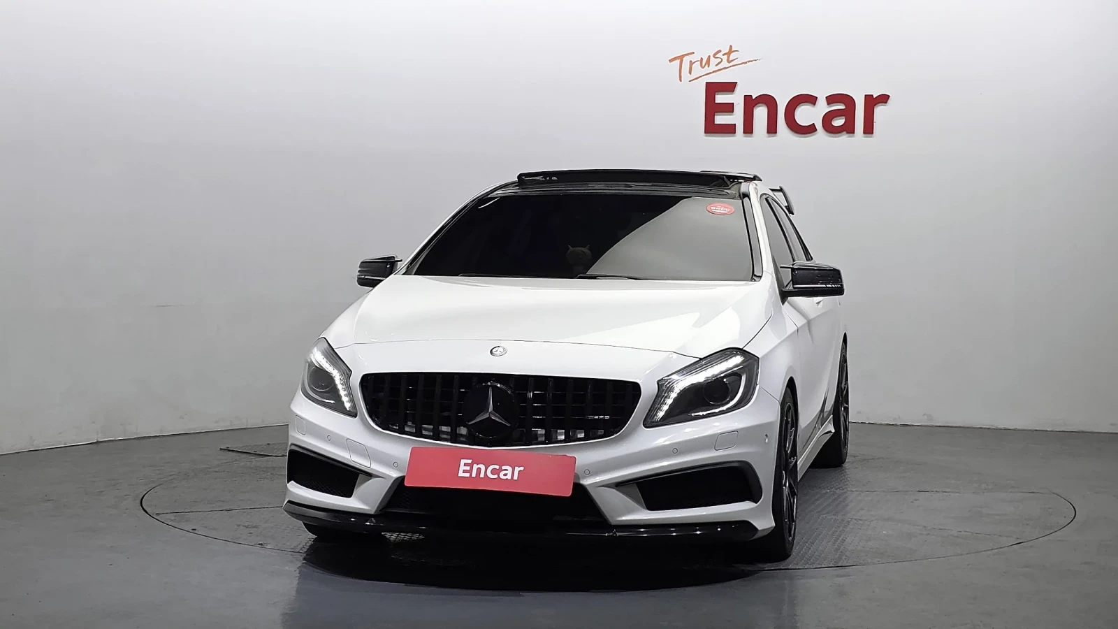 Mercedes-Benz A45 AMG AMG PER* CARBON* AMBIENT* F1 ����* ������ ����* En | Mobile.bg � ����������� 2
