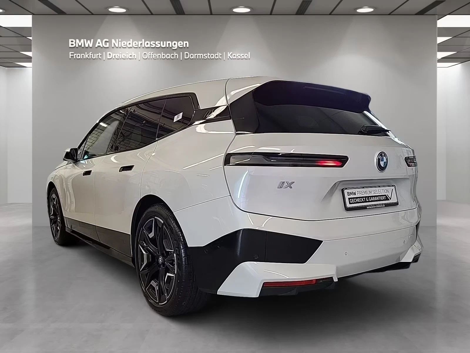 BMW iX 50 xDrive  Head Up 360 Harman Kardon ACC Pro, снимка 6 - Автомобили и джипове - 54448690