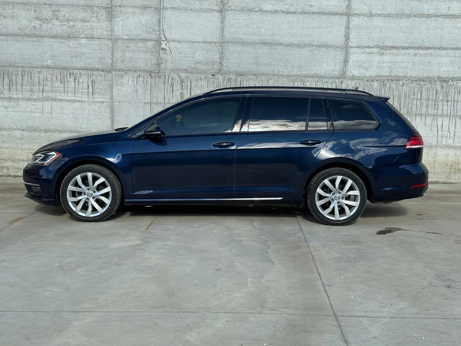 VW Golf SE, снимка 6 - Автомобили и джипове - 54754702