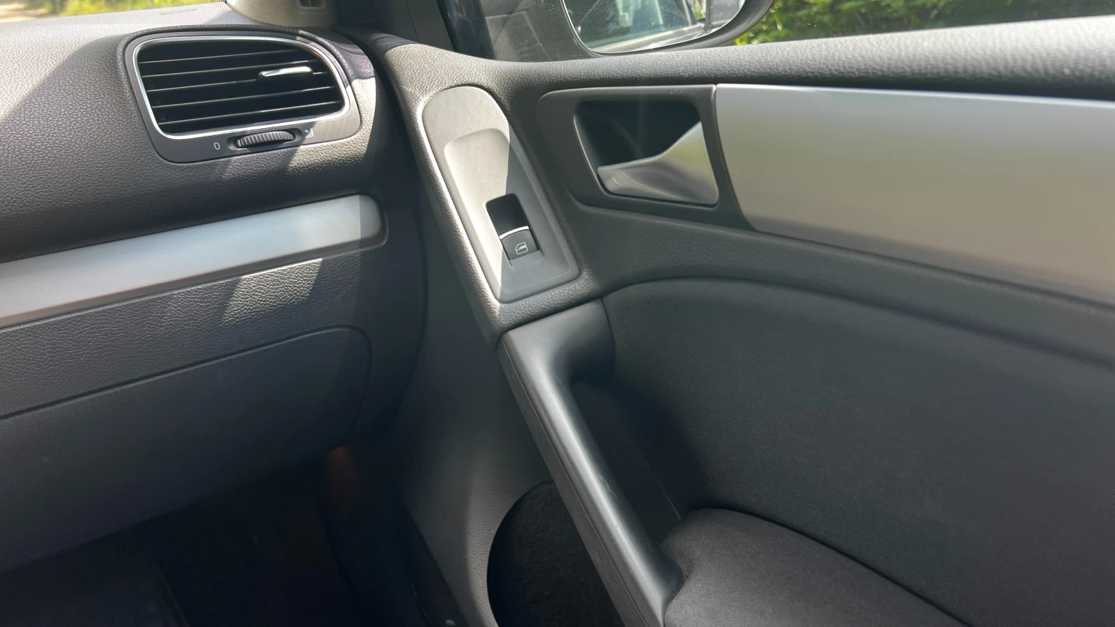 VW Golf, снимка 14 - Автомобили и джипове - 54807668