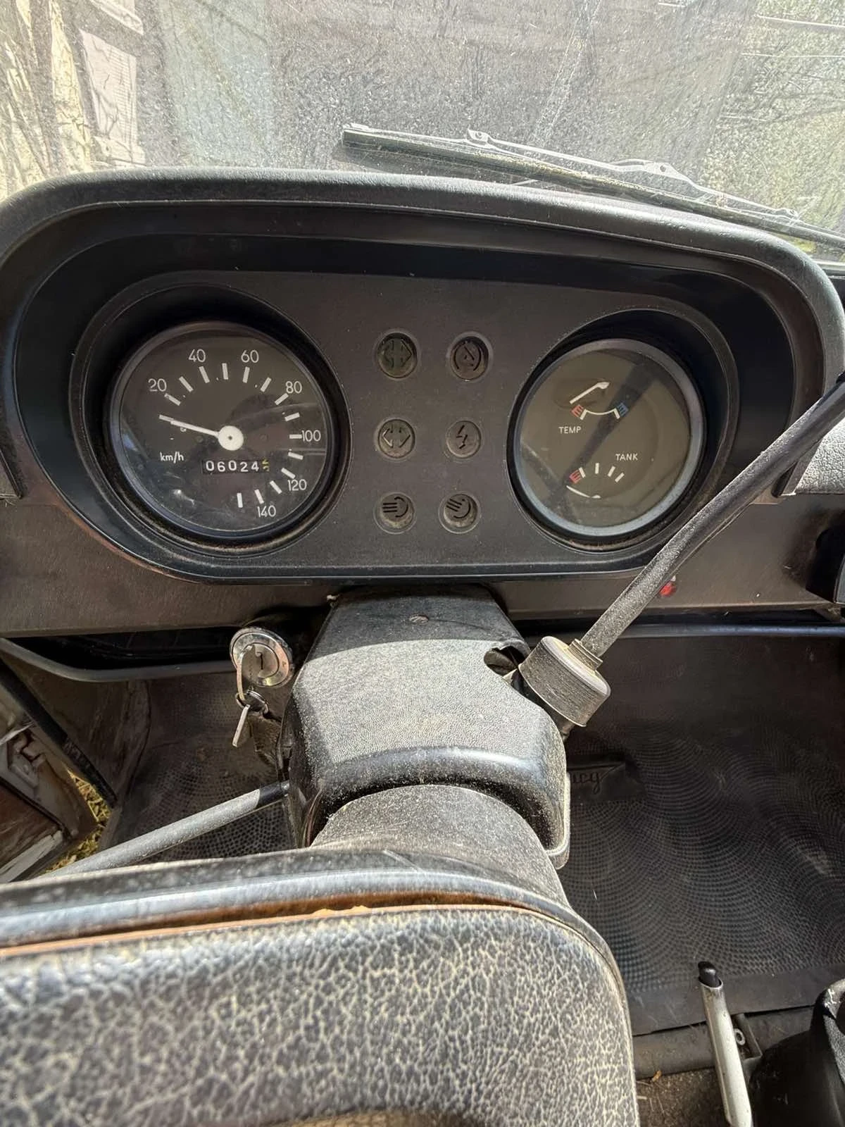 Wartburg 353 Седан, снимка 2 - Автомобили и джипове - 54997805