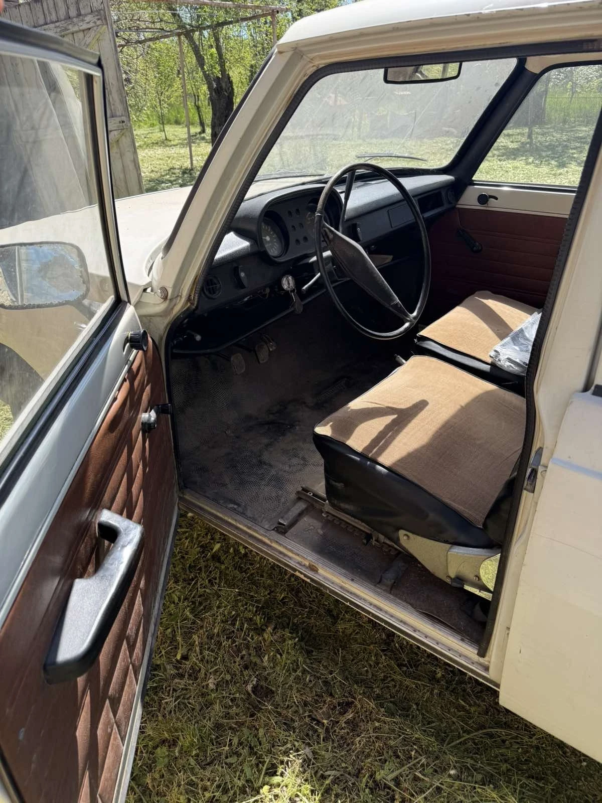 Wartburg 353 Седан, снимка 7 - Автомобили и джипове - 54997805