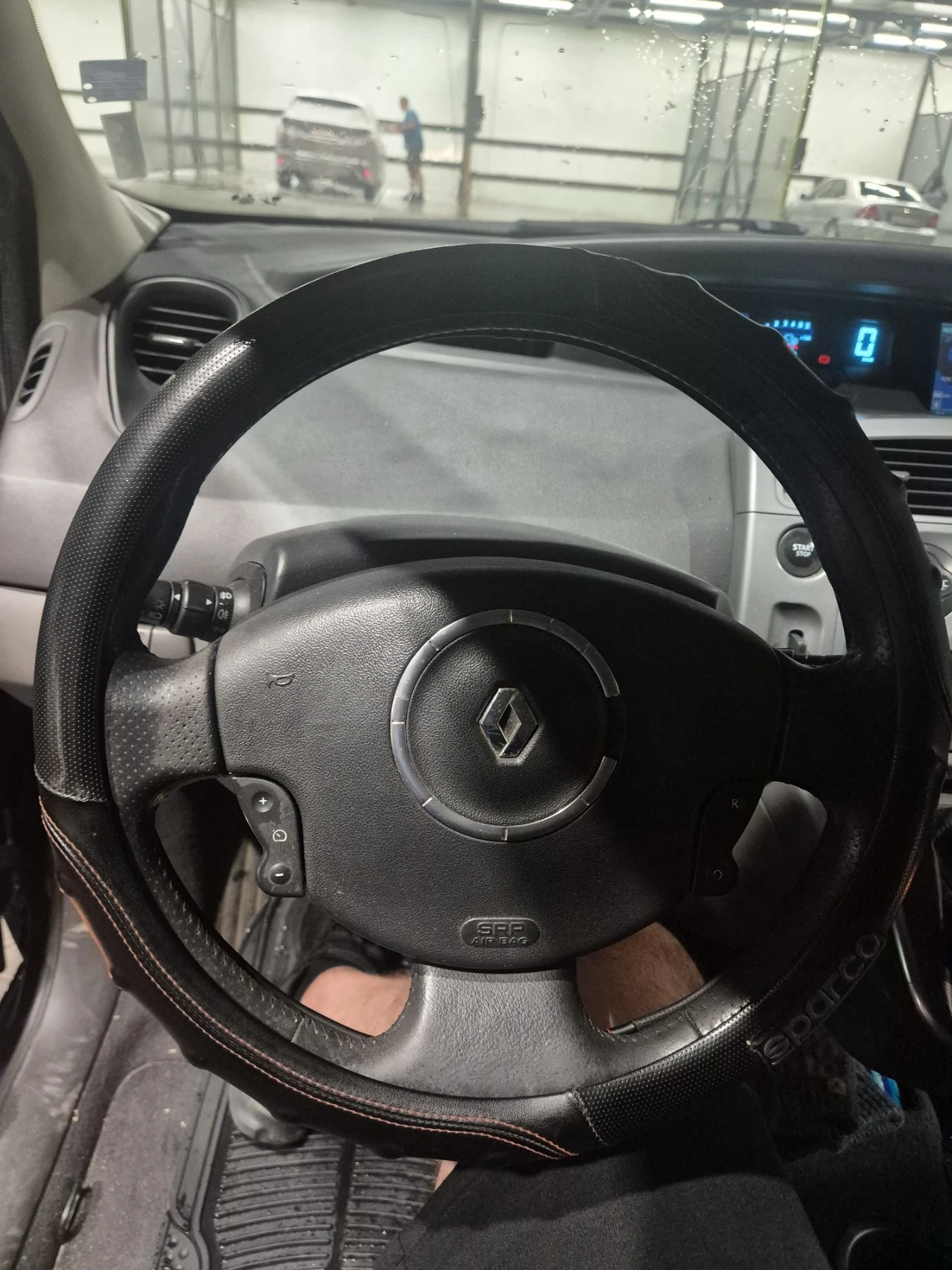 Renault Scenic, снимка 2 - Автомобили и джипове - 55217162