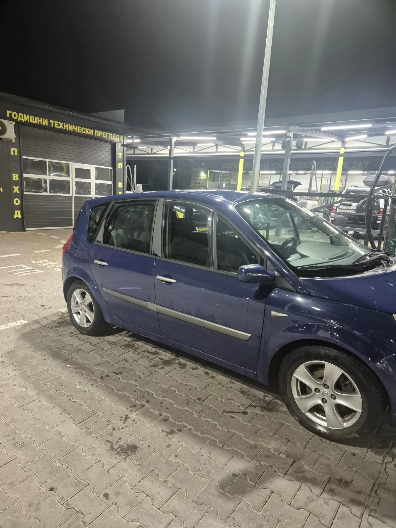 Renault Scenic, снимка 6 - Автомобили и джипове - 55217162