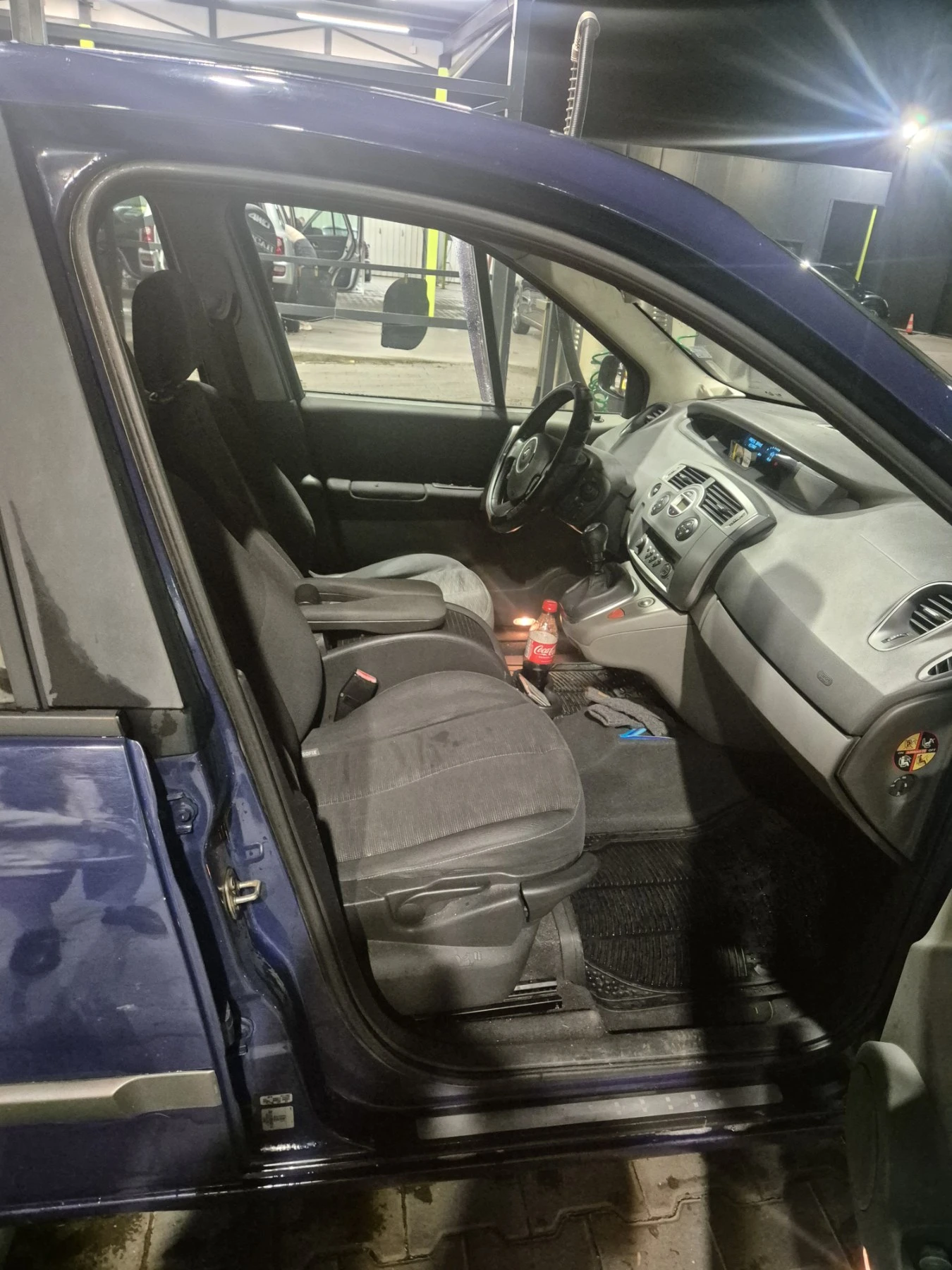 Renault Scenic, снимка 13 - Автомобили и джипове - 55217162